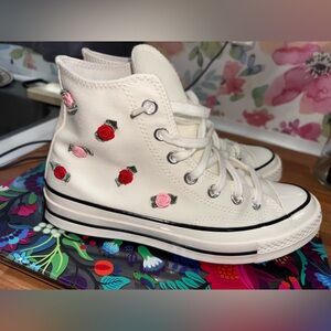 🌹 Rose Converse 🌹